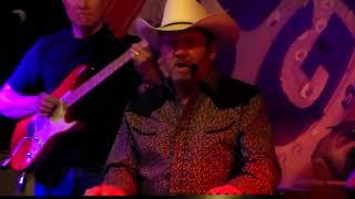 MAN ON THE BOTTOM/ Words and music by Wade Strother