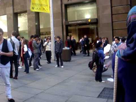 Sydney Flash Mob Freeze