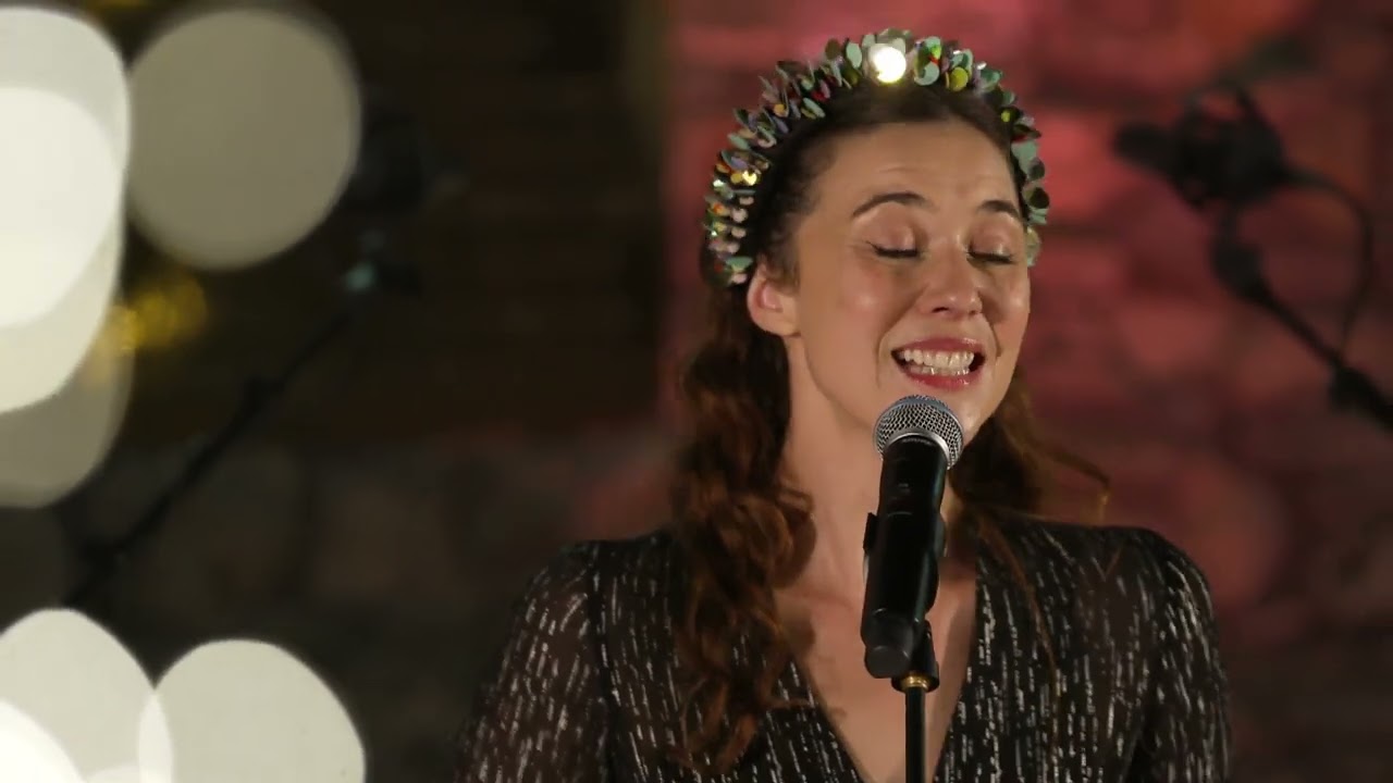 Christmas FM by Lisa Hannigan and Lux Alma // Extract Live at Christmas in Kildare
