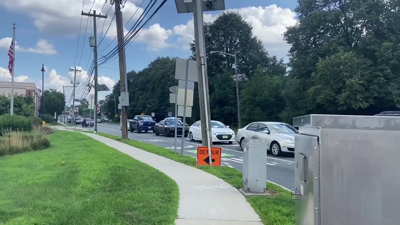 2 Clifton police cars responding on broad street in Clifton YouTube