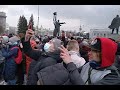 Хоровод митингующих, несанкционированная акция протеста в Новосибирске, 21.04.2021