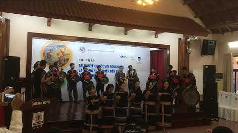 Nghệ nhân biểu diễn Cồng chiêng cực hay   - Bản sắc làng đảo