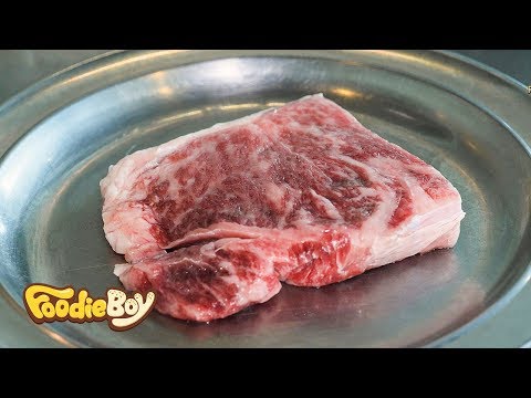 Japan Wagyu Sirloin Steak / Nonki, <strong>Cebu</strong> Philippines / Filipino Street Food / 와규 등심 스테이크 / 필리핀 세부 논끼