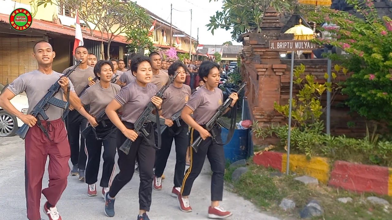 Lari sore baja angkatan 49, polwan angkatan 53 brimob bali
