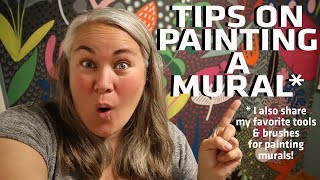 I PAINTED A MURAL IN MY CRAFT ROOM!