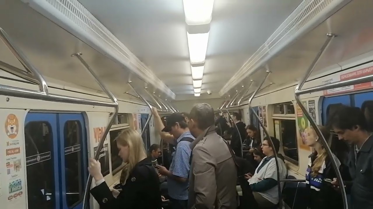 Метро Екатеринбург. Ботаническая - Проспект Космонавтов. 