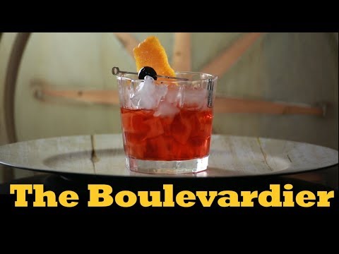 How To Make The Boulevardier Cocktail | Drinks Made Easy