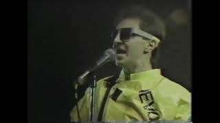 Devo - Wiggly World [Live]