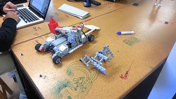 3D printed hammer mounted to LEGO EV3 BattleBot