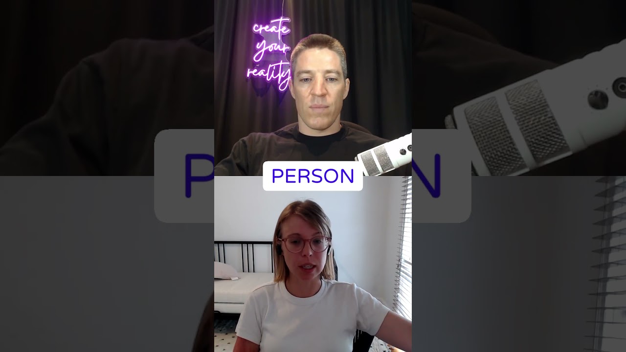 Sharing Knowledge: The Benefits of a  Growing Team in Mobile Design 