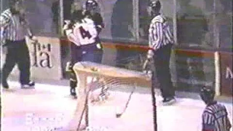 Michael Lanthier vs Nicholas Bilotto LHJMQ 20 02 00