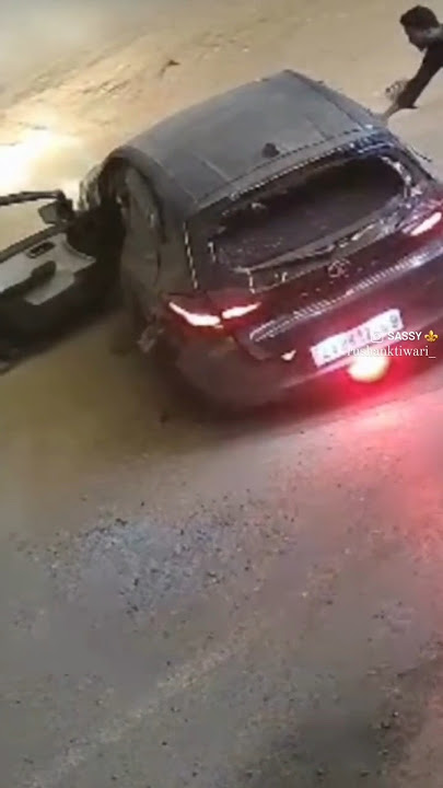 💀 Car❌️ Tank🪖✅️ #tata #shorts #viralshort #safety #tatamotors #altroz #carlover