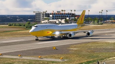 the plane hit a storm and made an emergency landing EPs58