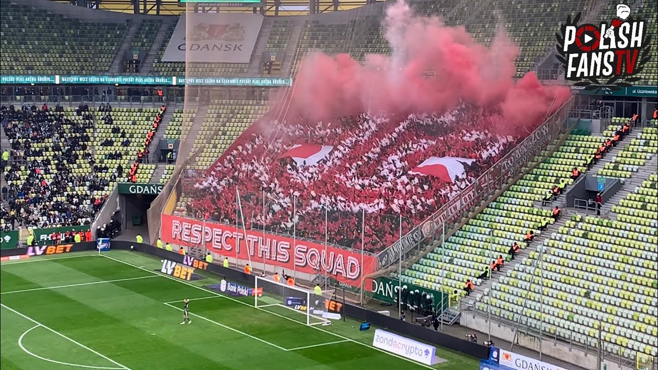 Dymy Widzewa w Gdańsku - doping bez koszulek (08.11.2025)