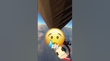 NHẢY DÙ TỪ KHINH KHÍ CẦU...