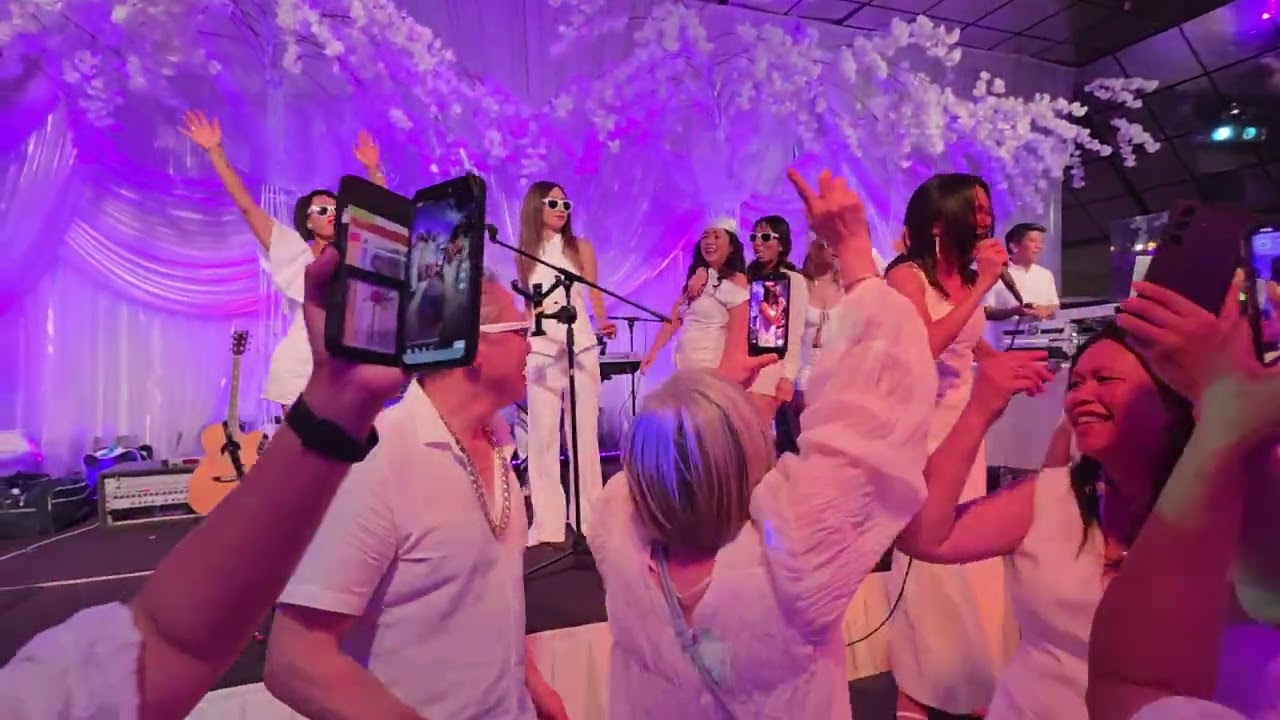 My little sis performance at Buffalo party 🥳 