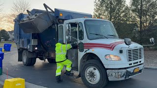 Suburban Disposal Freightliner Gs Products Recycler Garbage Truck