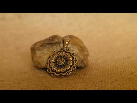 Литий латунний кулон з квітковим орнаментом M011 – підвіска ручної роботи з латуні Pandora для етнічних прикрас, видео 1