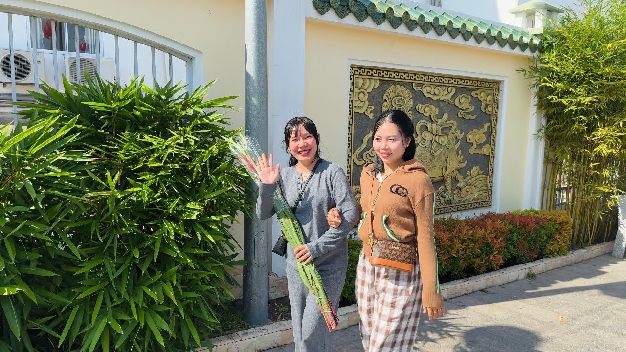 Cùng Chị 