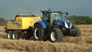 New Holland T7070