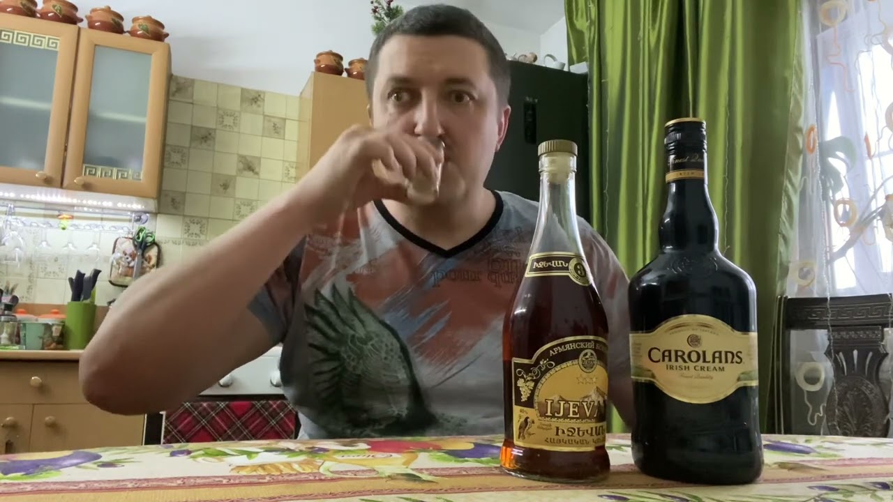Вкусный коктейль - ликёр Carolans и армянский коньяк Ijevan.