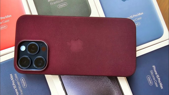 FineWoven-skal med MagSafe till iPhone 15 Pro – mullvadsbrun