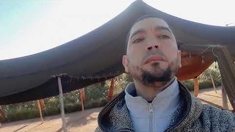 قال رسول الله ﷺ: (من قرأ سورة الكهف يوم الجمعة أضاء له من النور ما بين الجمعتين)
