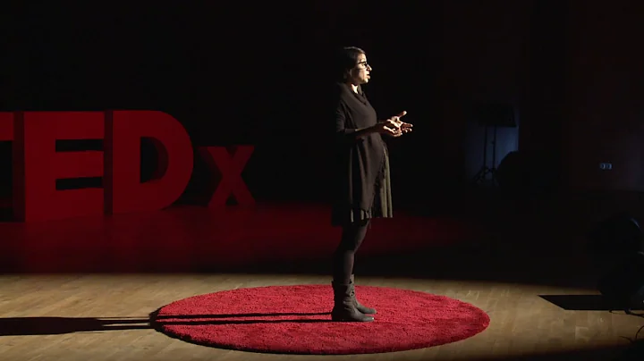Wybory w trakcie wojny | Marta Pawlak | TEDxPiotrk...