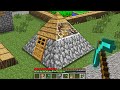 КАК ПОСТРОИТЬ ТРЕУГОЛЬНЫЙ ДОМ В МАЙНКРАФТ 100% Троллинг Ловушка Minecraft