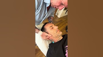 Cervicale manipulatie van C4/5 voor mijn tatoeëerder