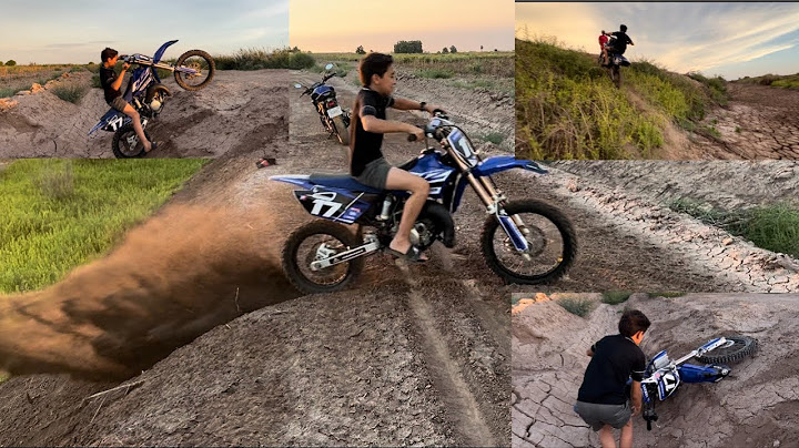así no las pasamos de ruta en las motos y agarramos cura salió más me caí pero todo con precaución🤦🤣