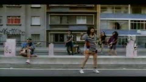 Let’s Make Love and Listen to Death from Above - Cansei de Ser Sexy (CSS)