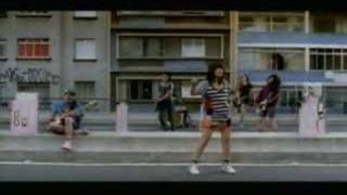 Let’s Make Love and Listen to Death from Above - Cansei de Ser Sexy (CSS)