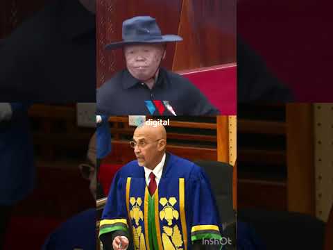 MGOMBEA AMTAKA ZUNGU NA WENZAKE KUJIONDOA 