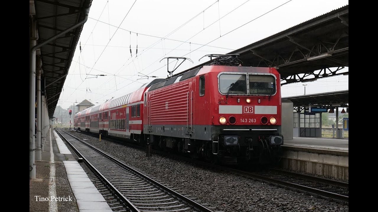 Zugverkehr in Riesa am 23.06.2023 - alte und neue Ladies zur Schwimmstunde