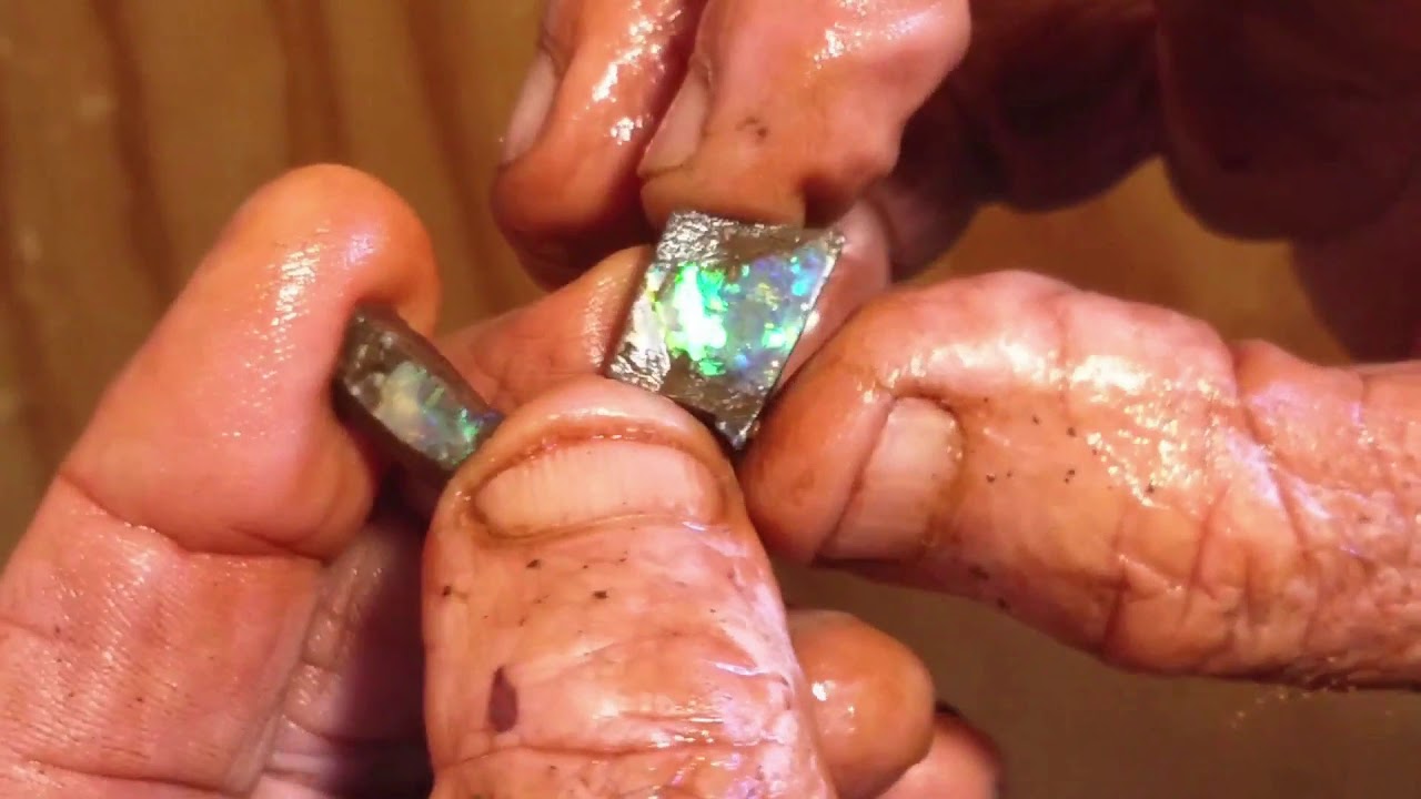 Selecting~Sawing and Cutting Boulder Opal