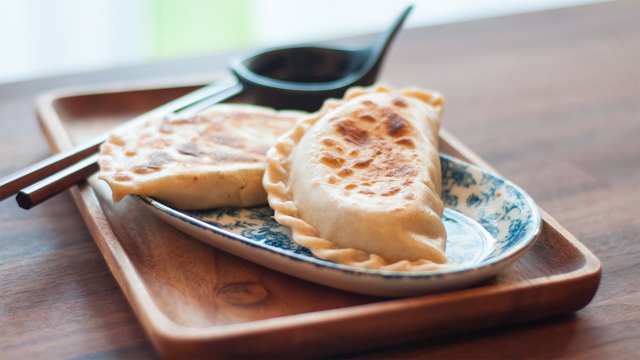 [Eng Sub]茴香盒子 Chinese pasty with dill, pork & egg filling YouTube