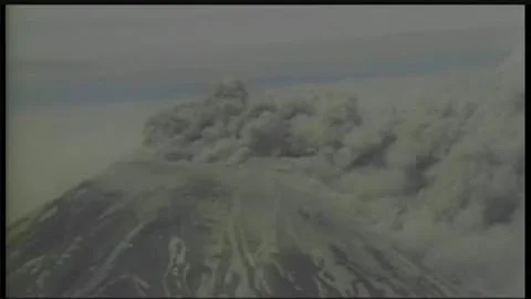 RAW Video: Mount St. Helens eruption on May 18, 1980