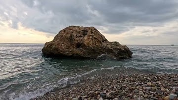 Cloudy Sky Over Calm Beach Waves | Relaxing 4K Ocean Video
