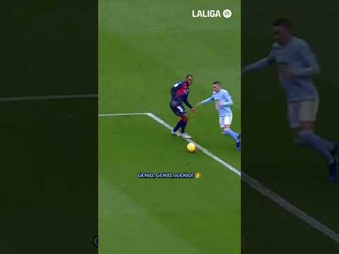 Our birthday boy 🐐🎂 IAGO ASPAS #LALIGAHighlights — football highlights