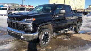 2020 Chevrolet Silverado 3500 LT Review
