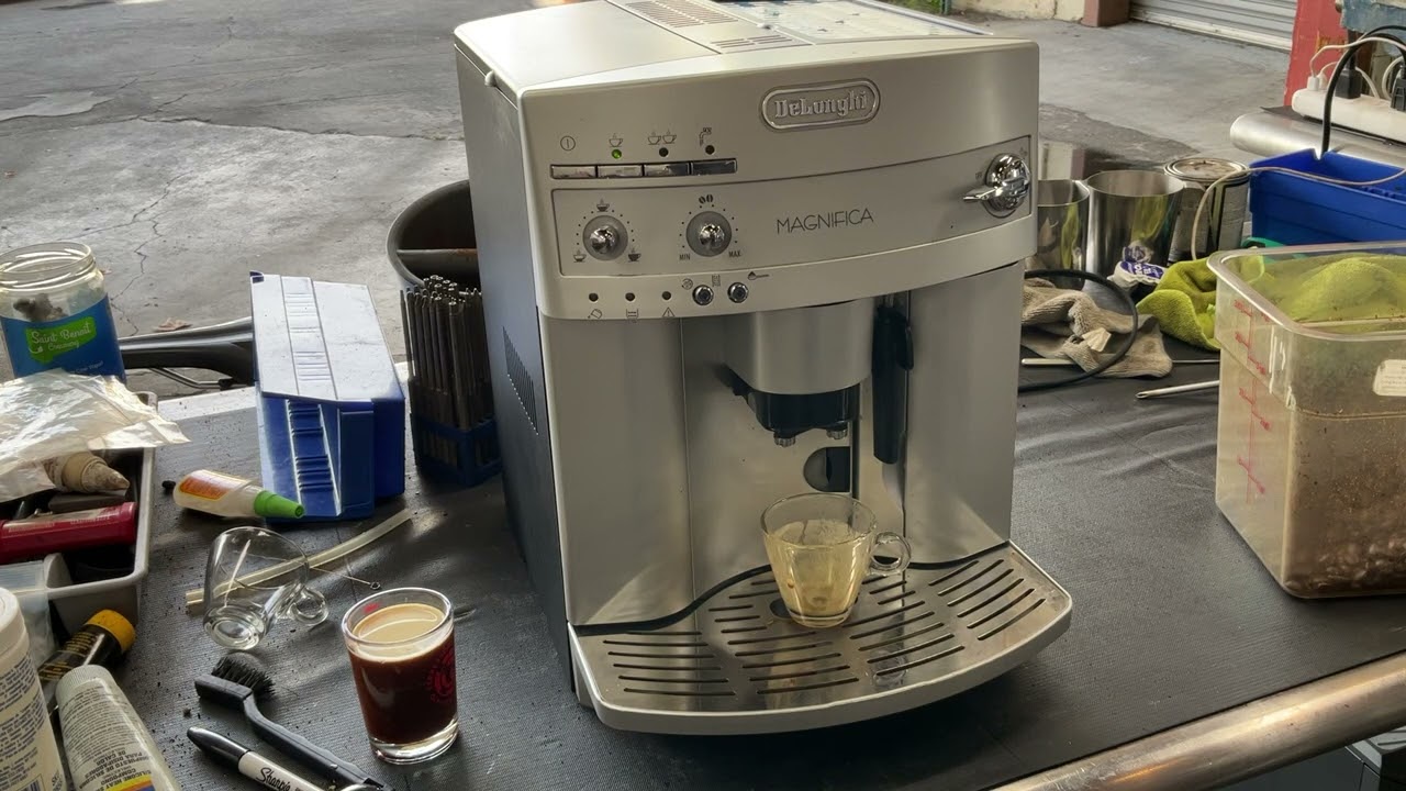 【不具合無し】De'Longhi MAGNIFICA S エスプレッソマシン 不具合無し】De'Longhi MAGNIFICA S エスプレッソマシン 不具合無し