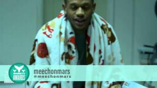 MeechOnMars accepts the Shorty Award for Best Vine Comedian