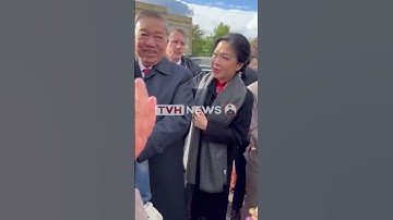 Tổng Bí thư đã cùng bà con kiều bào cất vang bài ca bất hủ: “Như có Bác Hồ trong ngày vui đại thắng”