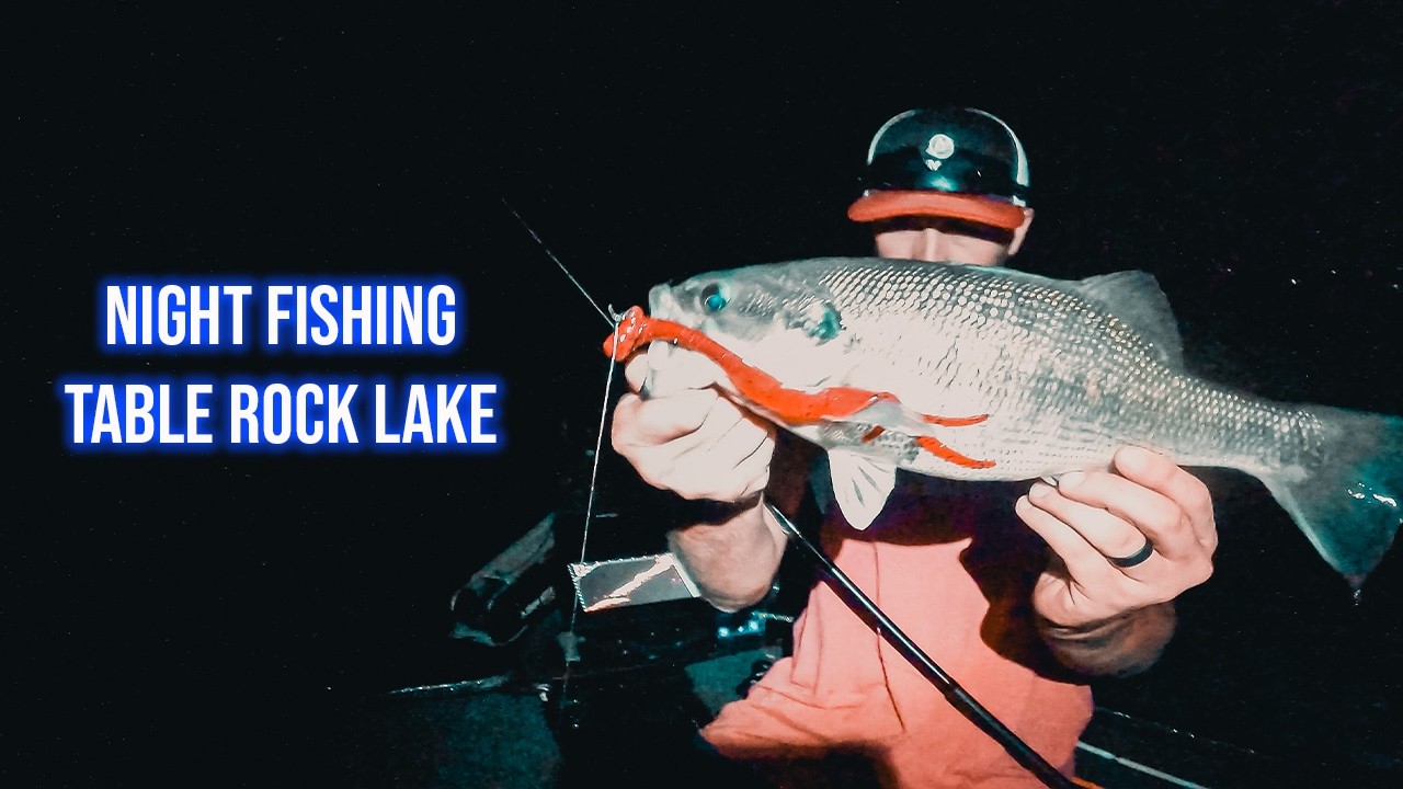 Night Fishing Table Rock Lake | Deep Bluffs & Big Worms