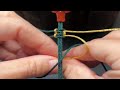 Techniques for making bracelets and necklaces with colorful yarn