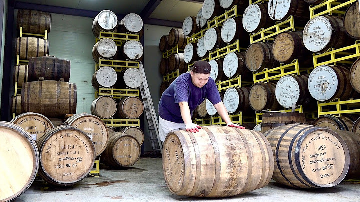Proceso de elaboración de whisky escocés. La primera destilería de whisky de pura malta de Corea