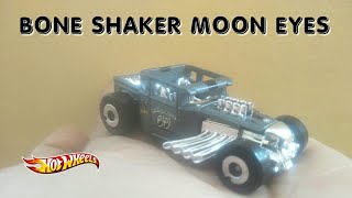Hot Wheels Bone Shaker Moon Eyes Scale 1:64