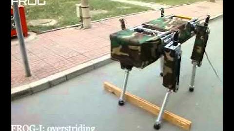 Chinese Quadruped Robot Takes Its First Steps