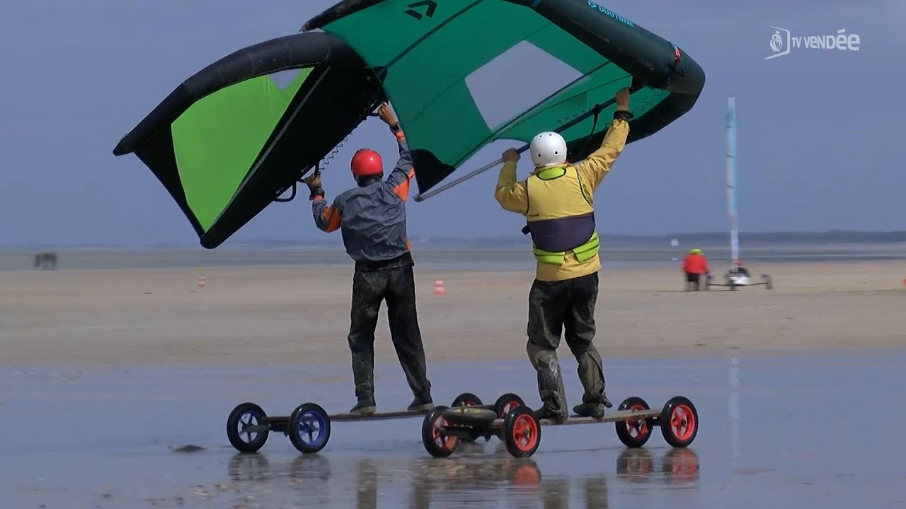 Découverte: le wing sail, une discipline pratiquée à marée basse